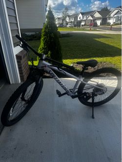 Specialized Rockhopper 27.5 S(size) Clay(color)
