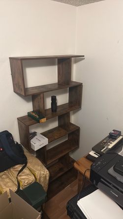 Tall shelving unit