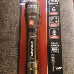 HUSKY 2500 LUMENS FLASH LIGHT DUAL CHARGE