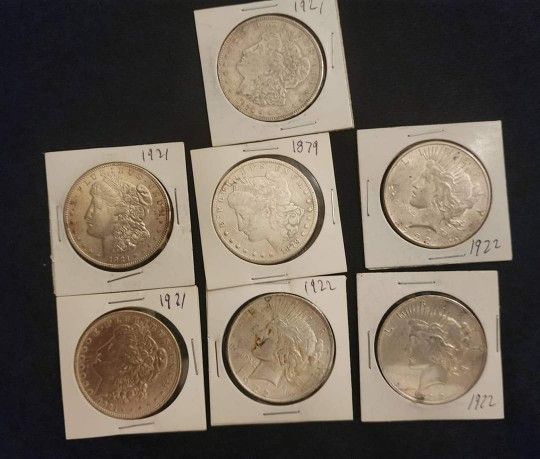 Lot Of 7 Coins Peace Dollars And Morgan's 