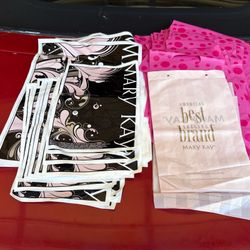 Mary Kay product sales bags, all sizes new and never been used