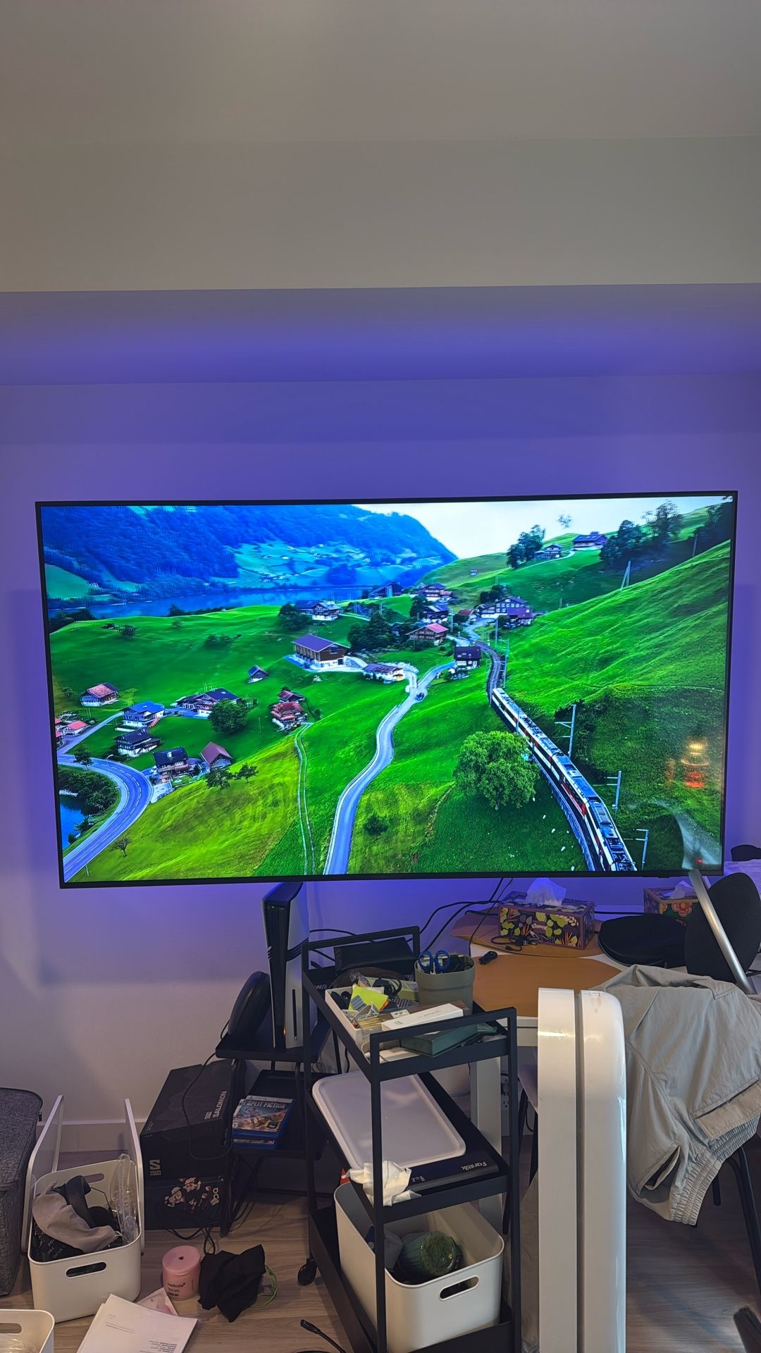 Samsung 75” DU6900 4K UHD Smart TV (2024) + Wall Mount + LED Backlight