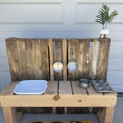 Kids Mud kitchen