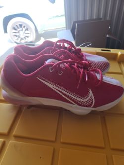 Nike trout baseball cleats size 7