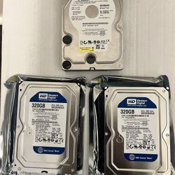 (3) - Western Digital - Caviar Blue - (320 - GB  SATA Internal Hard Drives - (New)