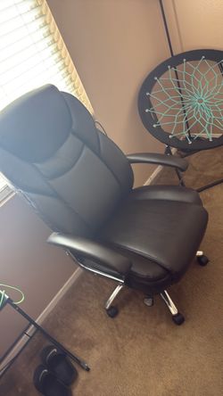 Desk chair