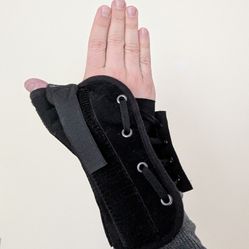 FREE right hand wrist support brace (used)