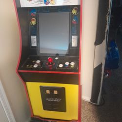 Pac Man Party Arcade 