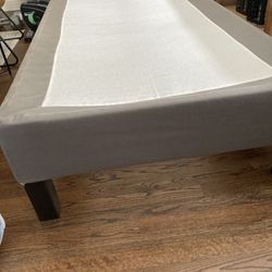 Twin bed Frame/base With Solid Wood Legs