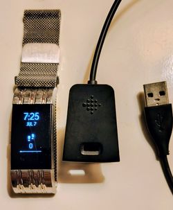 Fitbit charge 2 smartwatch fitness sleep tracker with silver mesh magnetic adjustable watchband