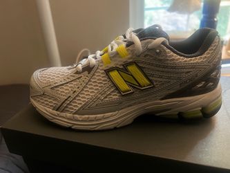Kids shoes *Brand new