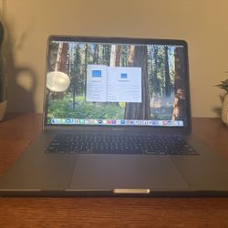 MacBook Pro 15” with 16GB RAM (2018)