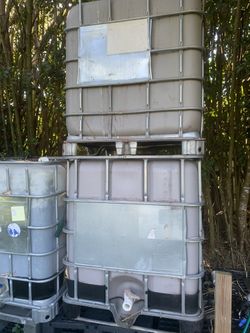 275 gal. Intermediate Bulk Container