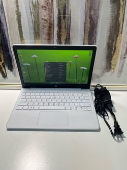 Microsoft Surface Laptop SE 11.6" Intel Celeron 4GB RAM 64GB SSD Windows 11 - $79