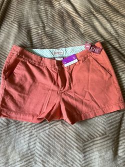 Pink / salmon colored shorts