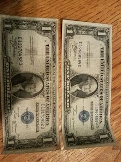 Silver certificates $1 bills