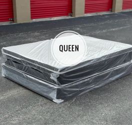 Queen Pillow Top Mattress Set $209 | Brand New