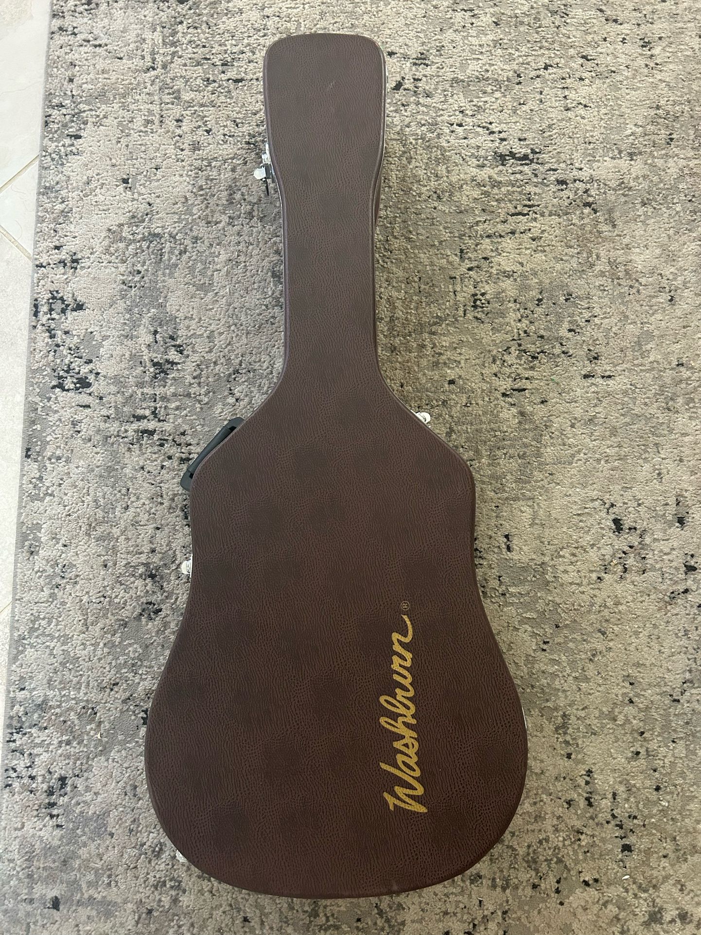 Guitar hard case, Washburn