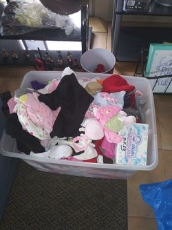 Tube full of baby clothes 1.00 each
