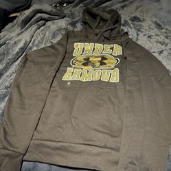 Black Under Armour Hoodie Size Small