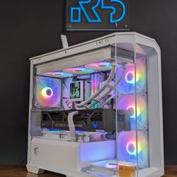 RTX 5080 // Ryzen 9800x3D // 32GB Cl28 DDR5 // 2TB 990 Pro // WiFi
