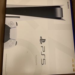Brand New Playstation 5 Console Disc Version 825g