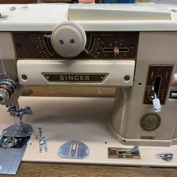 401A Singer Sewing Machine