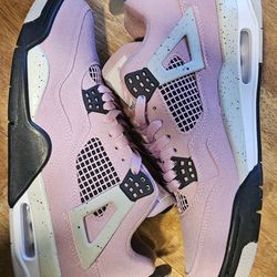 Jordan 4 Orchid.