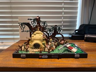 LEGO Star Wars 75330 Degobah Jedi Training