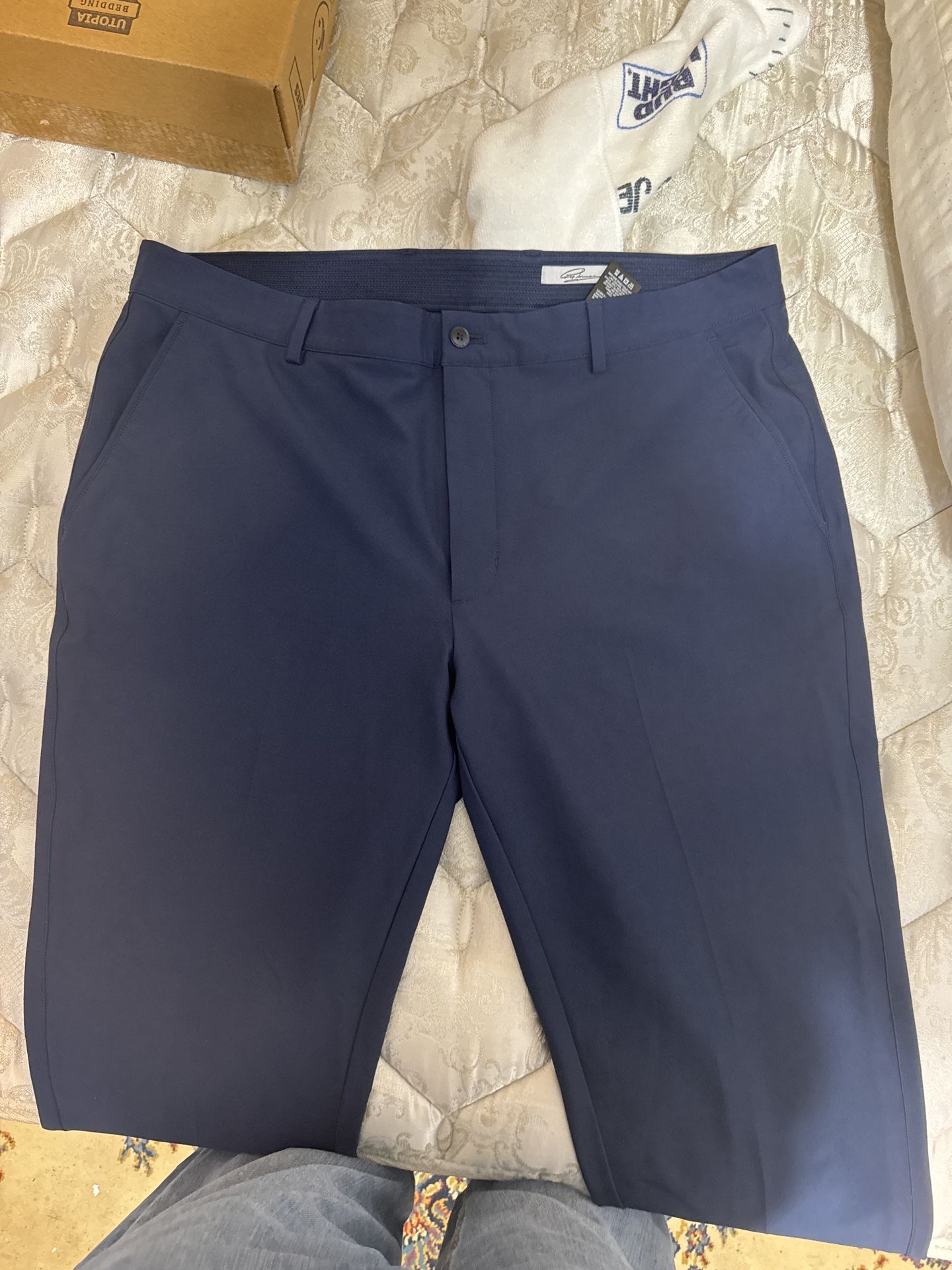 Greg Norman Flat Front Stretch Tech Golf Pants -New