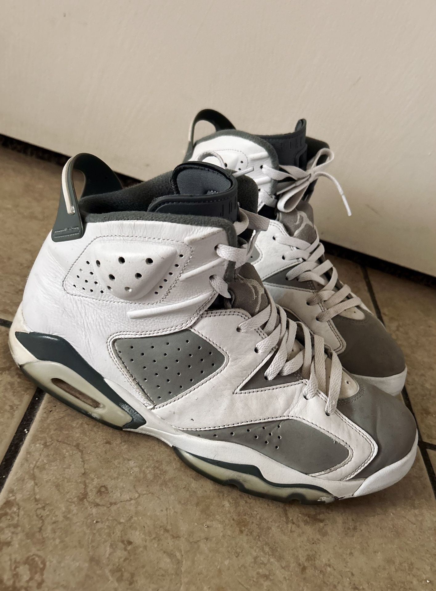 Air Jordan 6 Retro Size 10.5