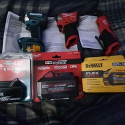 Milwaukee DeWalt Makita