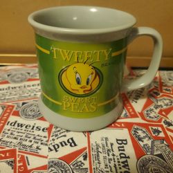 Vintage 1996 tweety sweet peas coffee cup 