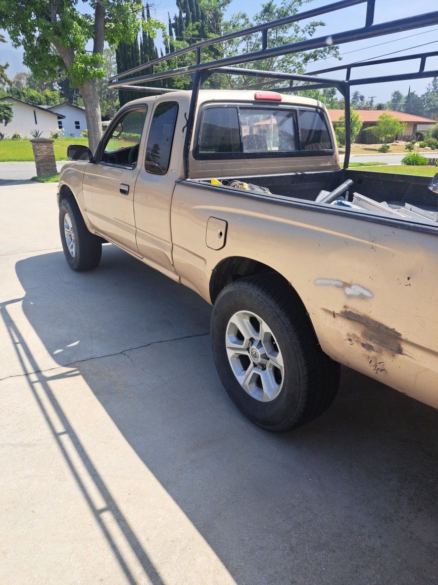 1999 Toyota Tacoma