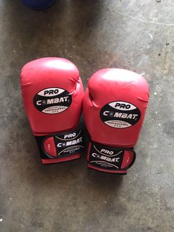 Boxing gloves