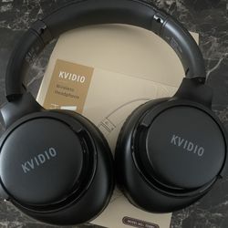 Brand New Bluetooth Over-Ear Headphones w/ Mic – Wireless, Foldable