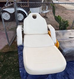 Massage table