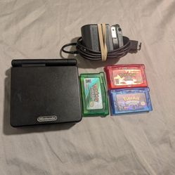 Gameboy Advanced SP W/ Games