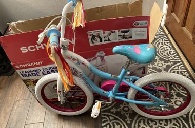 Schwinn iris clearance bike