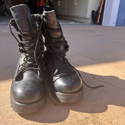 Military combat boots