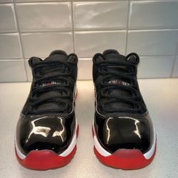 Jordan 11 Retro Low (Bred)