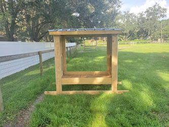 Covered Feeder Trough