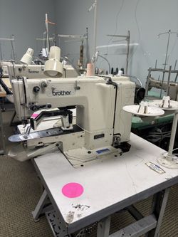 Industrial Sewing Machine