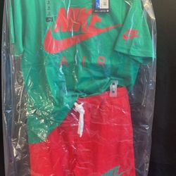Nike Short Sets (Green & Red) for Sale in Atlanta, GA - OfferUp