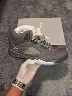 Jordan 5 Wolf Grey Shoes