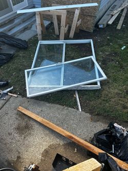 Free vinyl siding door