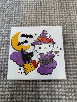 Hello Kitty Halloween wall decor