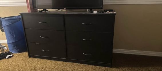 Black 6-Drawer Dresser