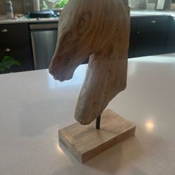 Horse Statue 