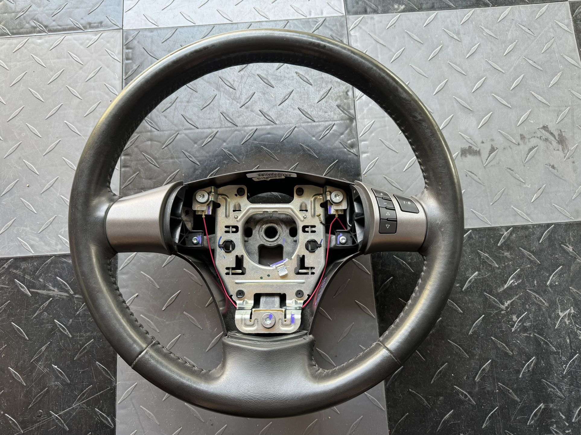 Corvette C6 Steering Wheel With Radio Controls